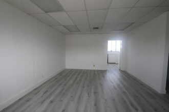 1526 14th St, Santa Monica, CA for lease Interior Photo- Image 2 of 2