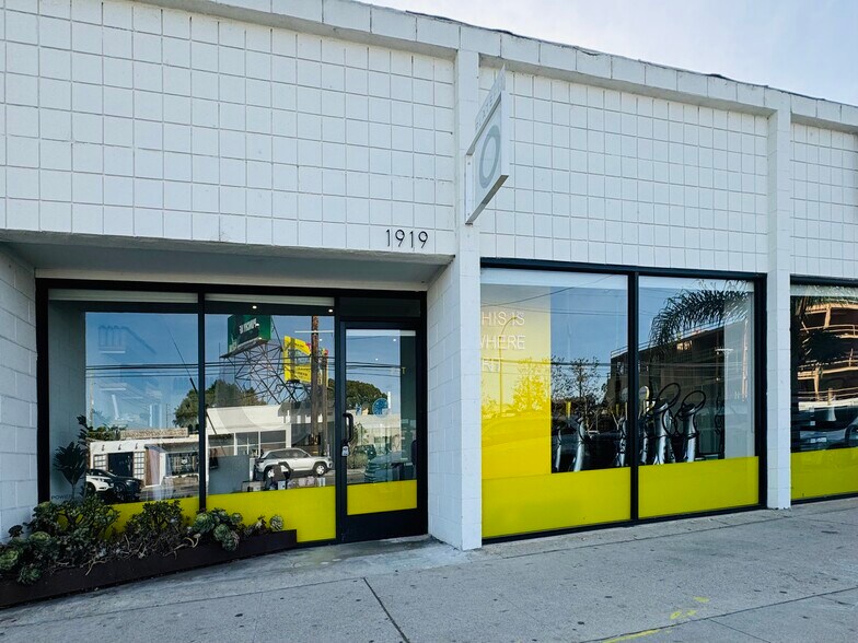 1915-1919 Lincoln Blvd, Venice, CA à louer - Photo du bâtiment - Image 2 de 13