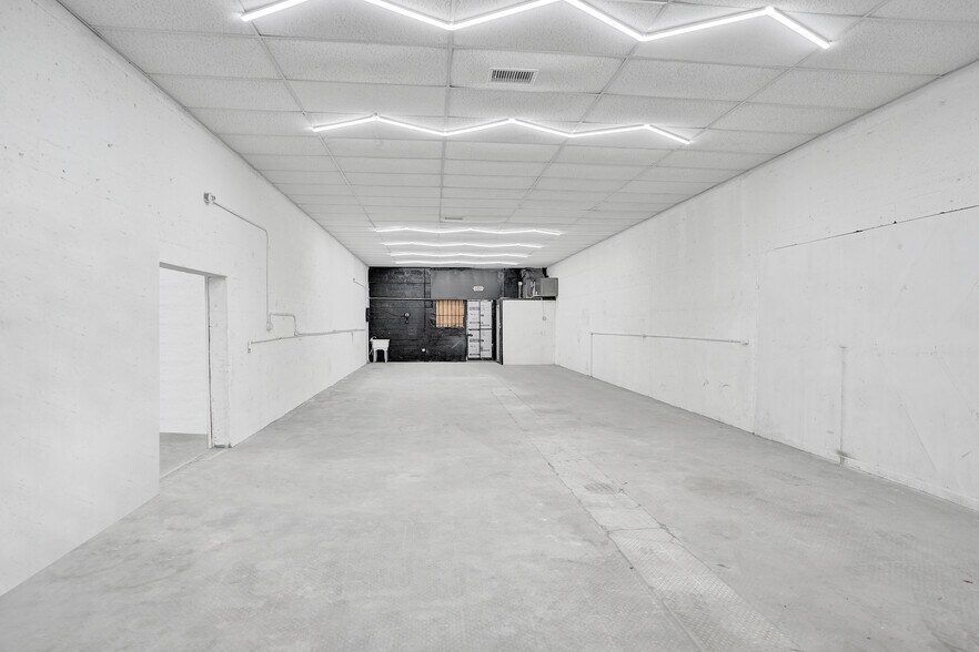 828 NW 1st St, Fort Lauderdale, FL à vendre - Photo du bâtiment - Image 3 de 29