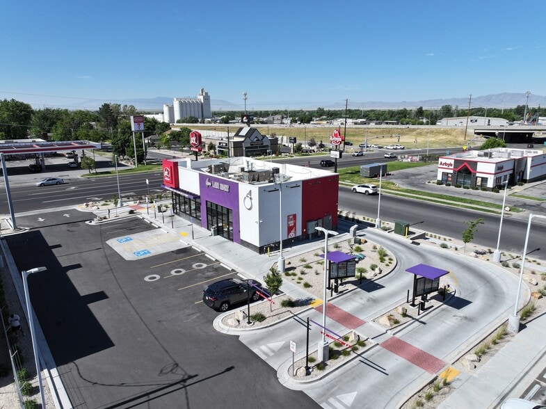 240 N 400 W, Kaysville, UT for sale - Building Photo - Image 2 of 3