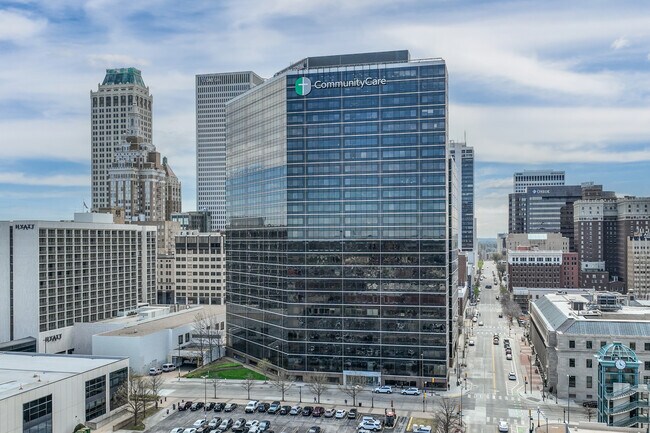 Plus de détails pour 2 W 2nd St, Tulsa, OK - Bureau à louer