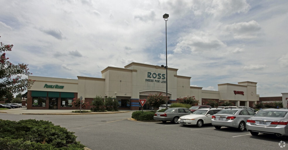 1600 Crossways Blvd, Chesapeake, VA for lease - Building Photo - Image 1 of 5