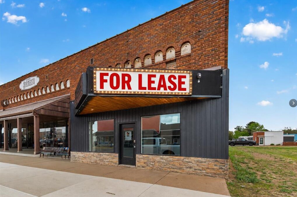 6434 Main St, North Branch, MN à louer Photo principale- Image 1 de 7