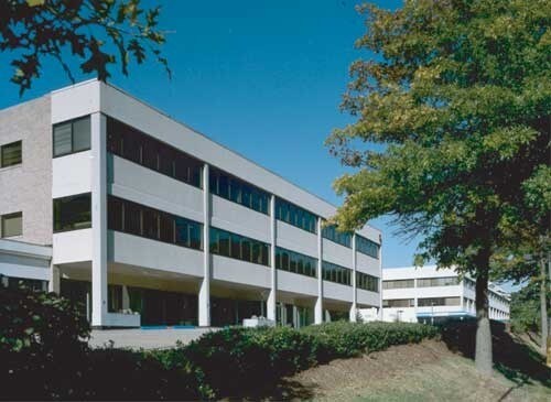 2020 Ardmore Blvd, Pittsburgh, PA à louer Photo du bâtiment- Image 1 de 3