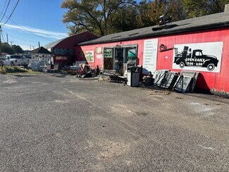 More details for 210 Grant Ave, Junction City, KS - Retail for Sale