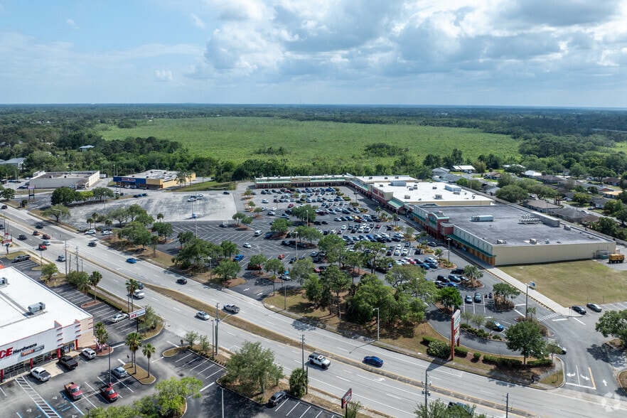 3229-3265 Garden St, Titusville, FL à louer - Aérien - Image 3 de 4
