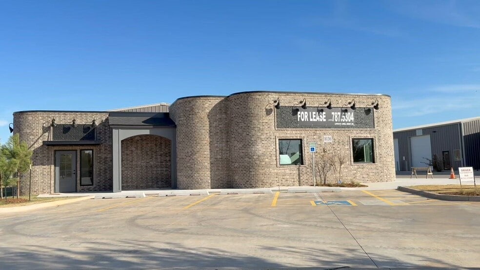 8136 Silver Crossing, Oklahoma City, OK for lease - Commercial Listing Video - Image 2 of 24