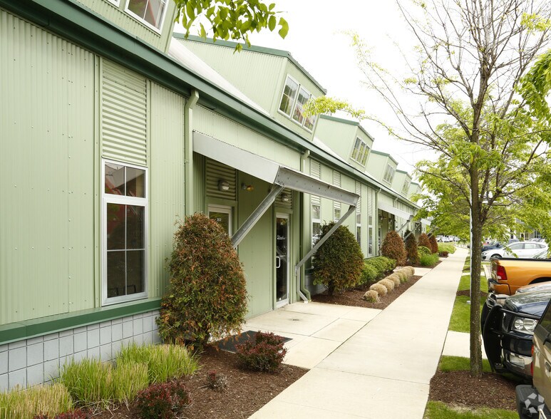 3850-3859 S Water St, Pittsburgh, PA à louer - Photo du bâtiment - Image 3 de 4