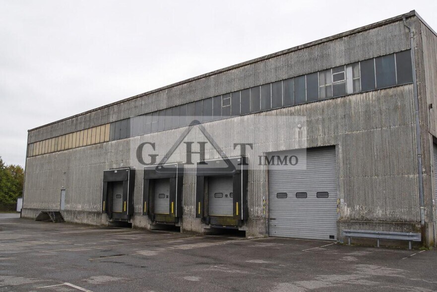 Industriel dans Creil à louer - Photo du bâtiment - Image 1 de 1