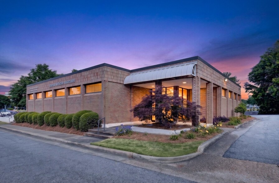 1942 North Ave, Columbus, GA for lease - Building Photo - Image 1 of 20