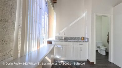 932 Wilson St, Los Angeles, CA à louer Photo intérieure- Image 2 de 6