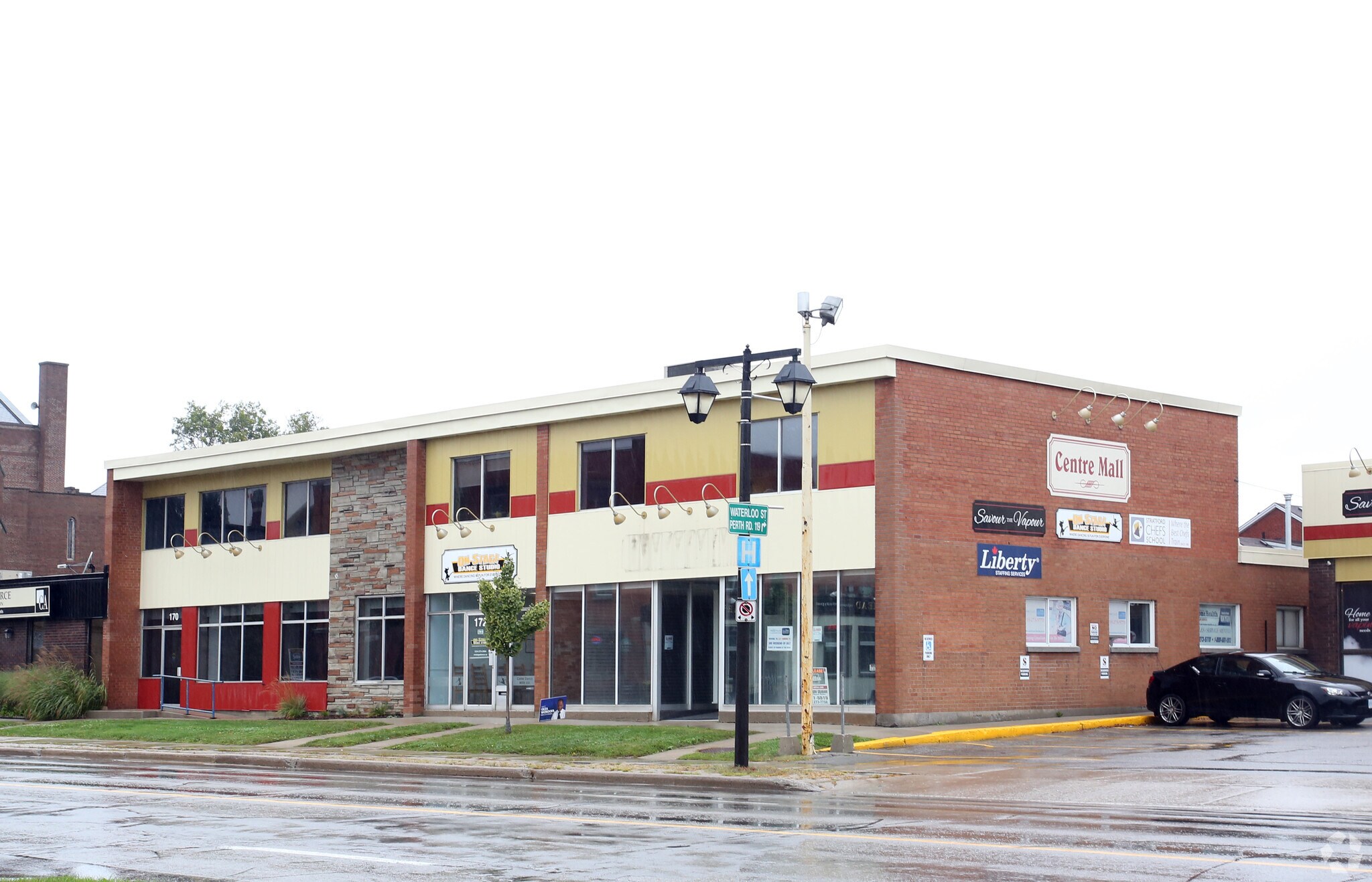 170-180 Ontario St, Stratford, ON à vendre Photo principale- Image 1 de 1