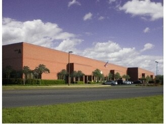 201 Forrester Dr, Greenville, SC à louer - Photo du bâtiment - Image 2 de 4