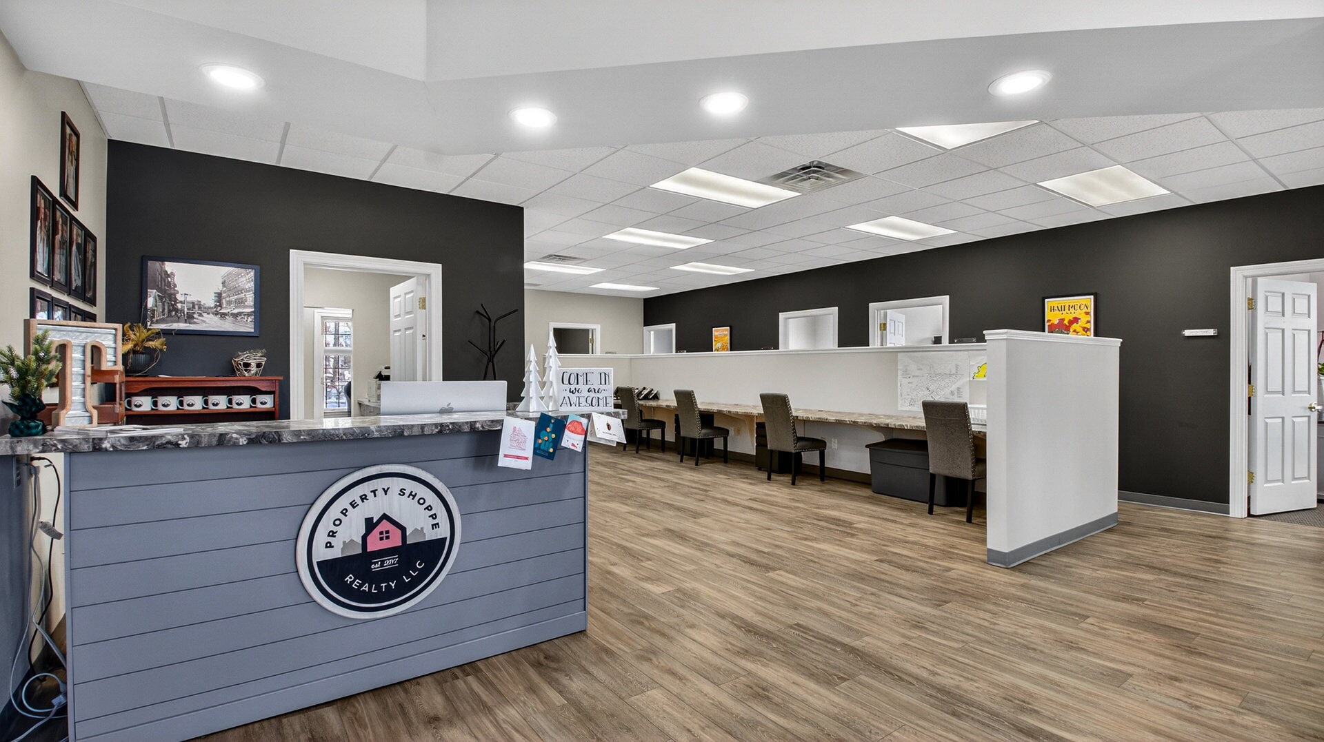 2519 N Hillcrest Pky, Altoona, WI à louer Photo intérieure- Image 1 de 15