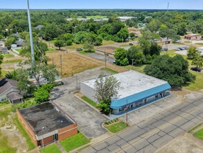 617 Main St, Liberty, TX - AERIAL  map view - Image1