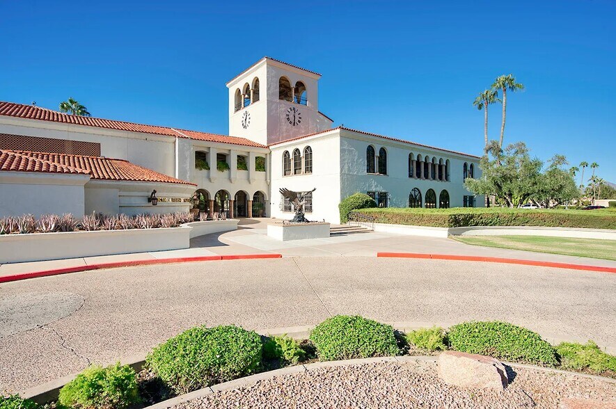 7501 E McCormick Pky, Scottsdale, AZ à louer - Photo du bâtiment - Image 3 de 26