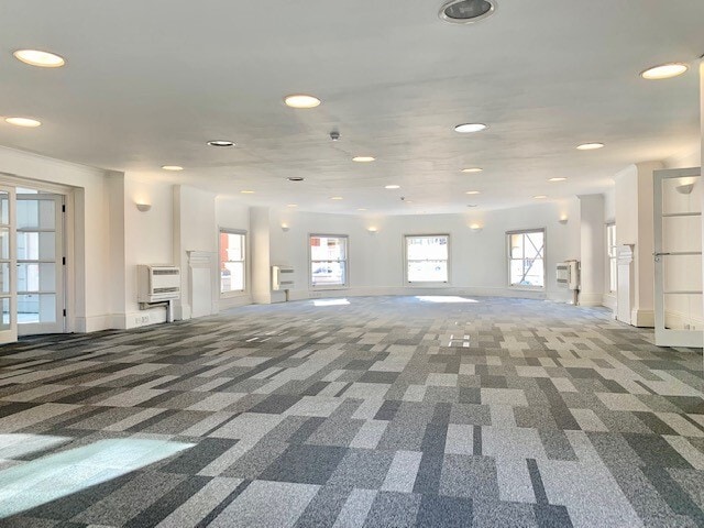 1-7A The Square, Richmond for lease Interior Photo- Image 1 of 3