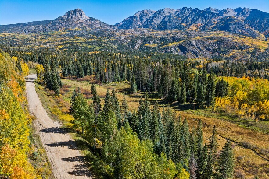 49789 N. US Highway 550, Durango, CO à vendre - Photo du bâtiment - Image 2 de 24