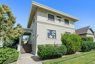 More details for 217 E Lake Ave, Watsonville, CA - Office for Sale