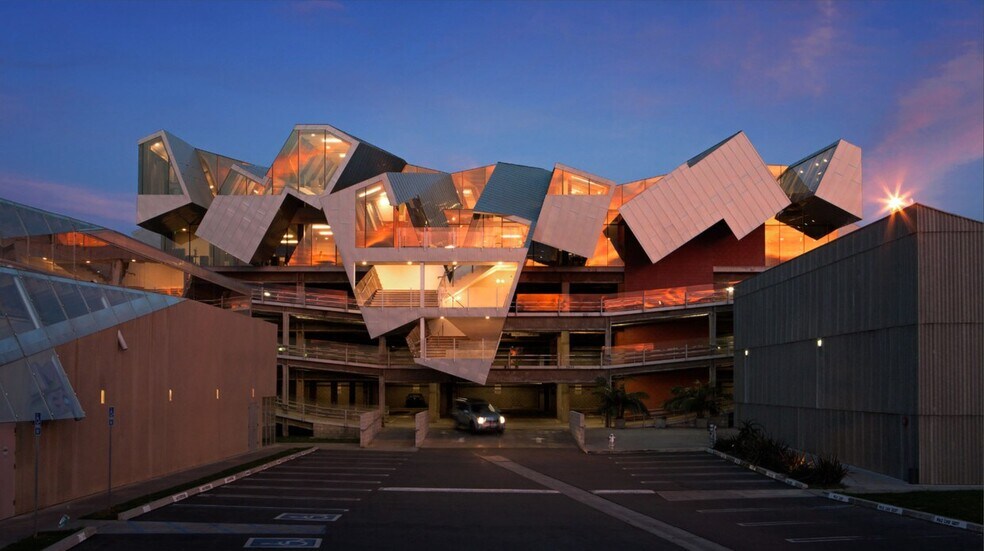 3532 Hayden Ave, Culver City, CA à louer - Photo du bâtiment - Image 2 de 11