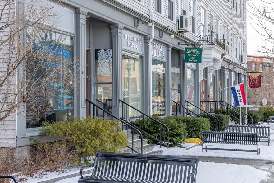 100 Main St, Maynard, MA à louer - Photo du bâtiment - Image 3 de 4