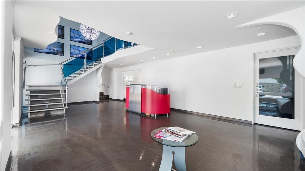 6730 E Florence Ave, Bell Gardens, CA for sale - Building Photo - Image 3 of 36