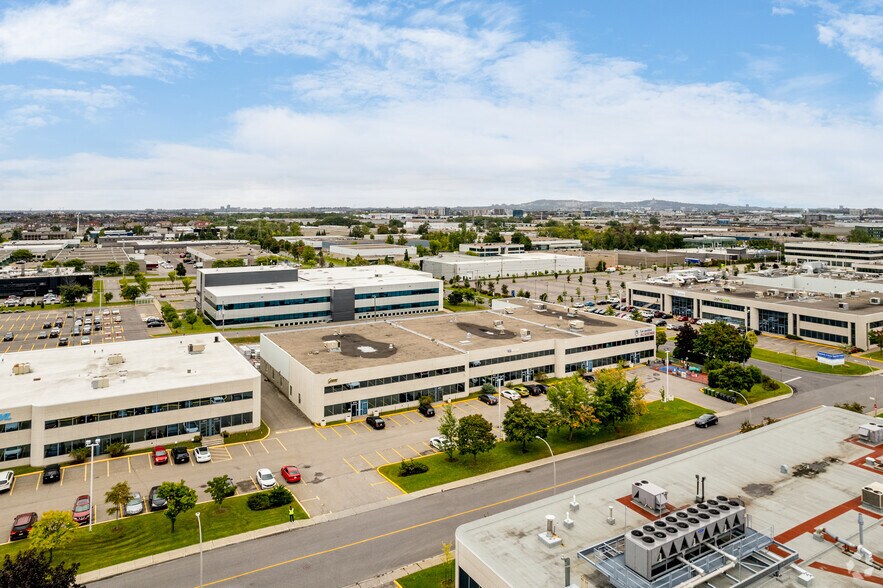 4921-4939 Rue Lévy, Saint-Laurent, QC à louer - Aérien - Image 3 de 5