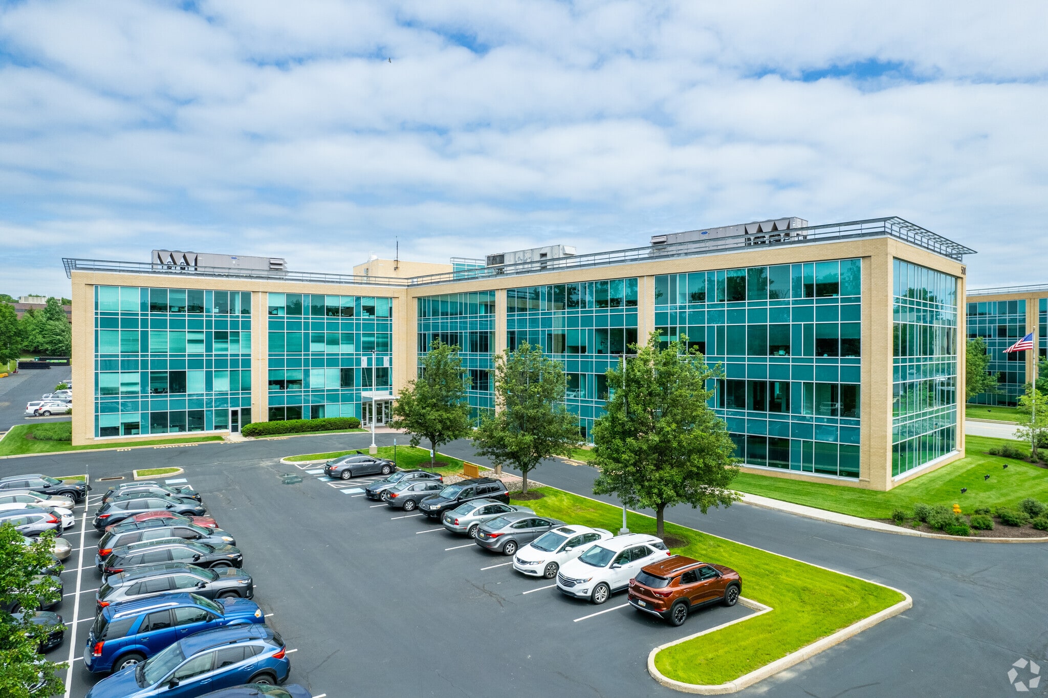 501 Office Center Dr, Fort Washington, PA à louer Photo du bâtiment- Image 1 de 12