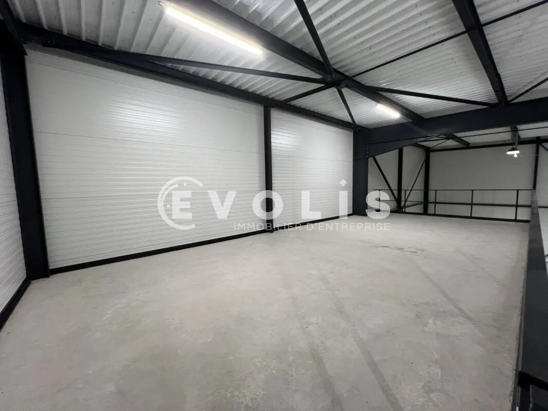 Bureau dans Janneyrias à louer Photo intérieure- Image 1 de 4