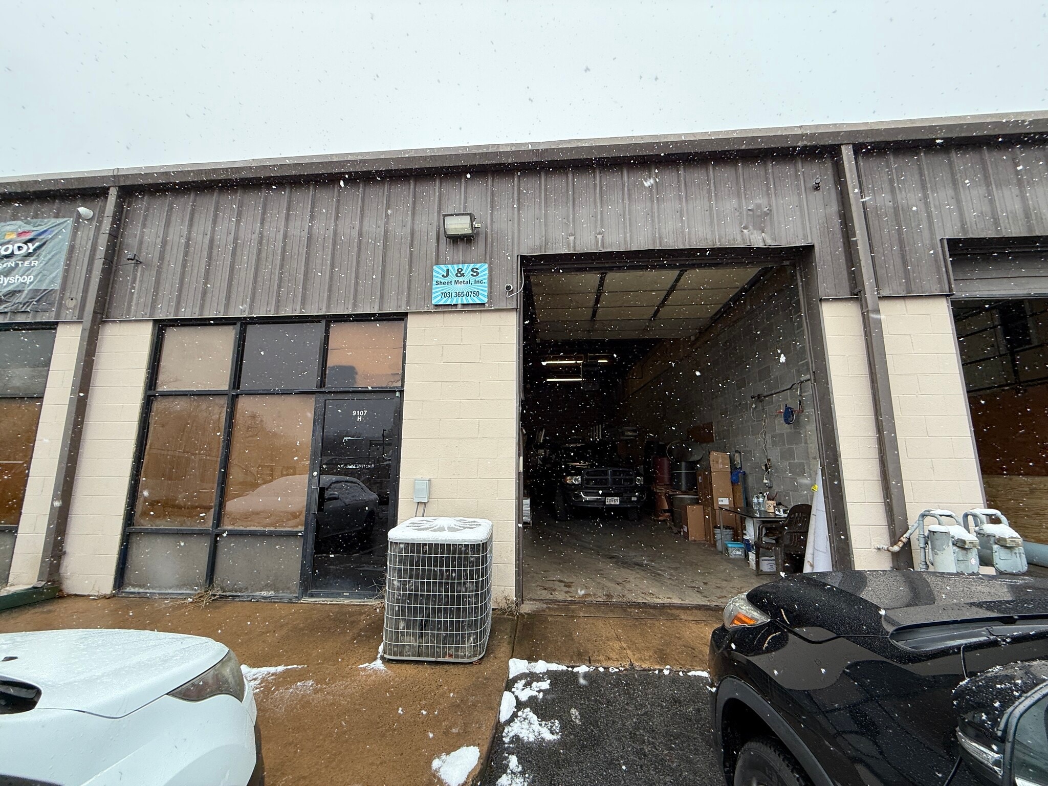 9107 Industry Dr, Manassas Park, VA à louer Photo intérieure- Image 1 de 5