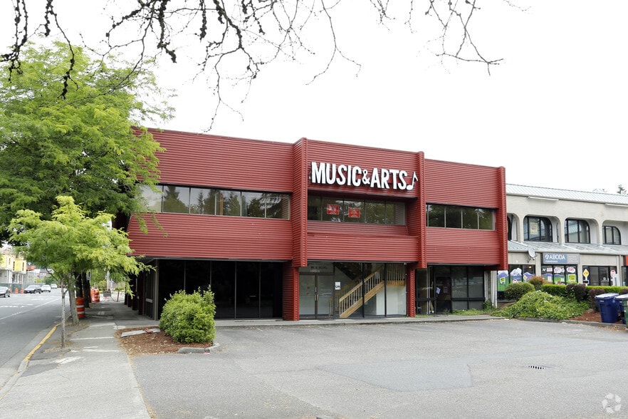 16615 Redmond Way, Redmond, WA for lease - Building Photo - Image 2 of 9