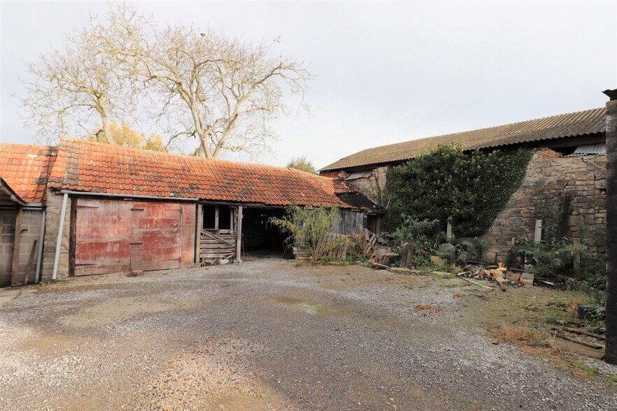 Commerce de détail dans Chilton Polden à vendre - Photo du bâtiment - Image 2 de 3