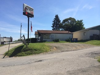 Plus de détails pour 109 Greensburg St, Delmont, PA - Commerce de détail à vendre