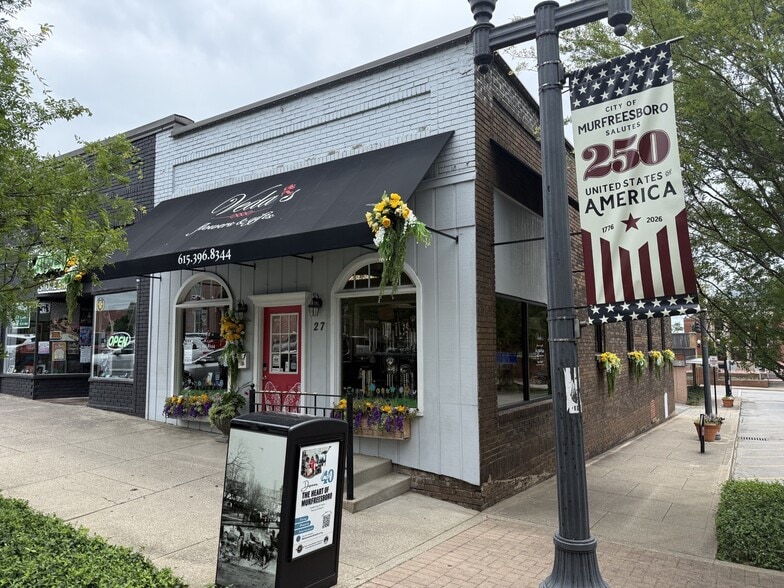 27 S Public Square, Murfreesboro, TN for lease - Building Photo - Image 2 of 9