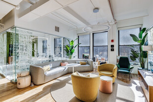 35 W 35th St, New York NY - Loft