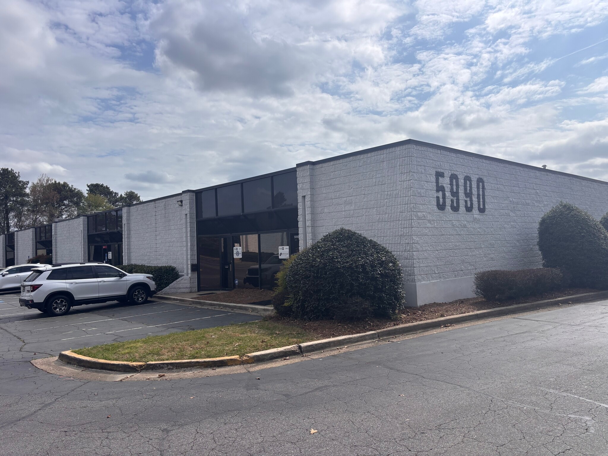 5990 Unity Dr, Norcross, GA for lease Primary Photo- Image 1 of 13