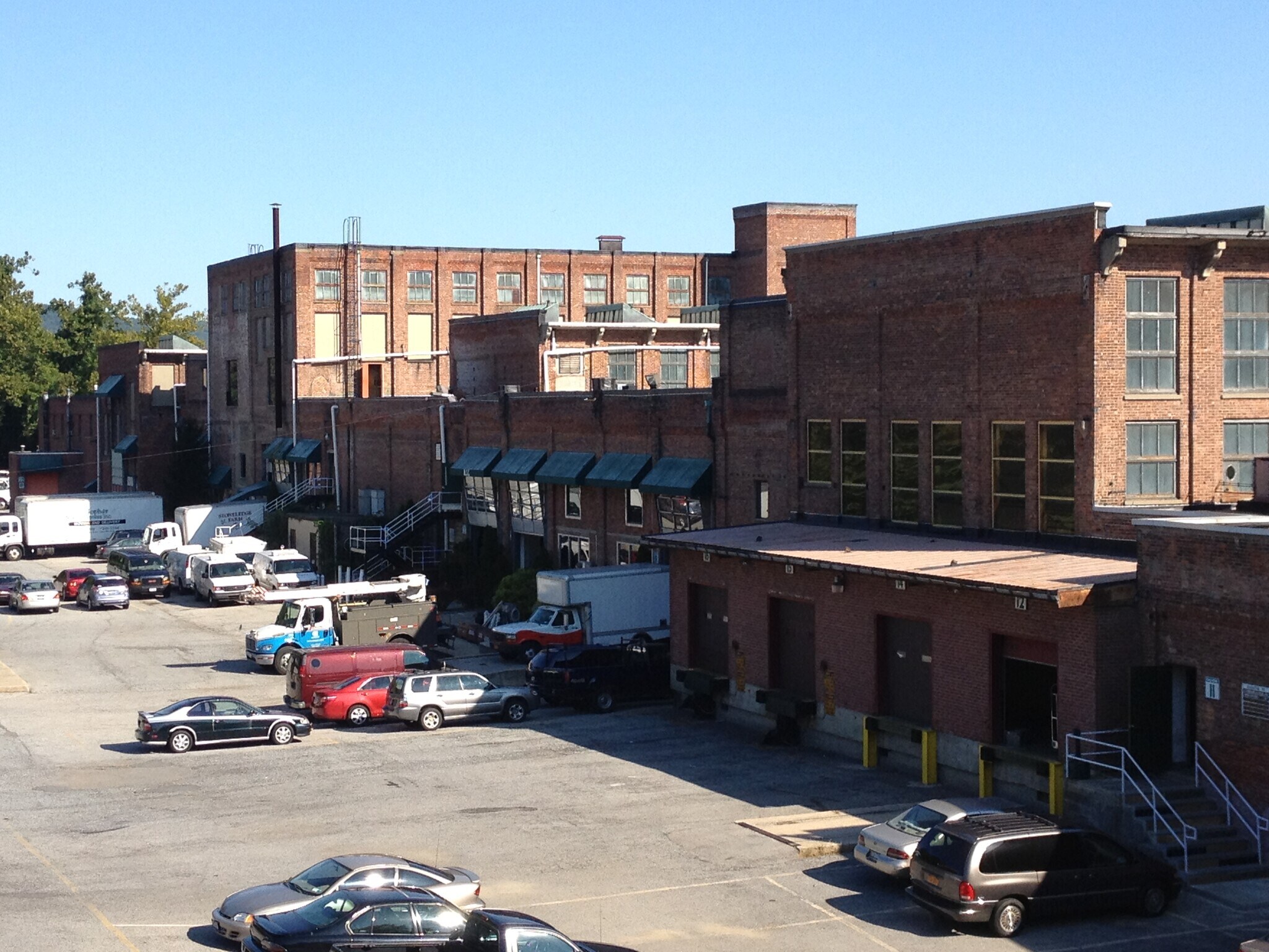 3199 Albany Post Rd, Buchanan, NY à louer Photo du bâtiment- Image 1 de 26