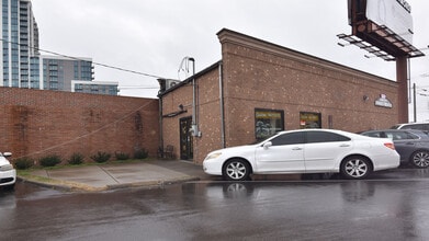 4010 Hillsboro Pike, Nashville, TN à louer Photo du bâtiment- Image 2 de 9