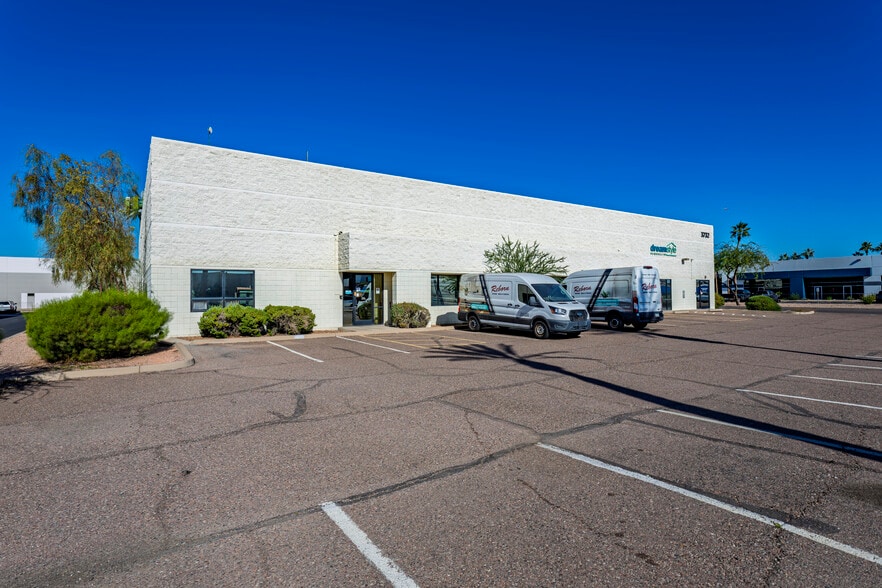 3732 E University Dr, Phoenix, AZ for sale - Building Photo - Image 2 of 8