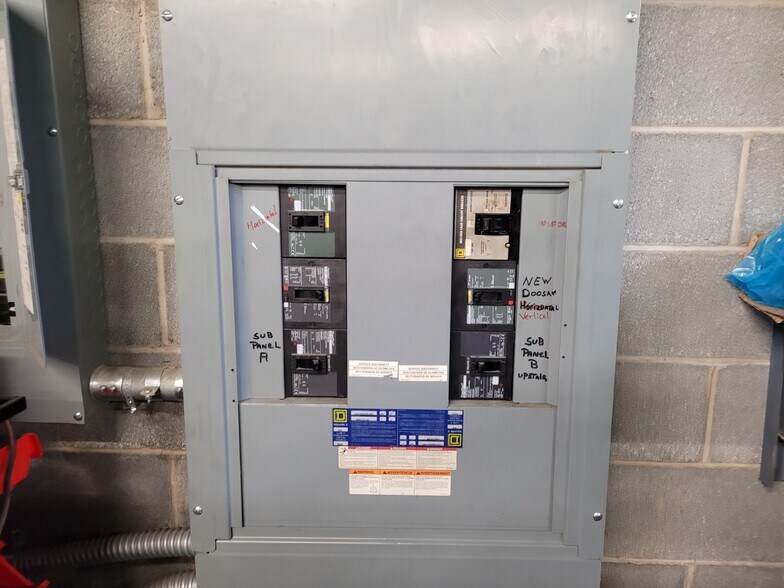 19 E Centre St, Nutley, NJ à louer - Photo du bâtiment - Image 3 de 22