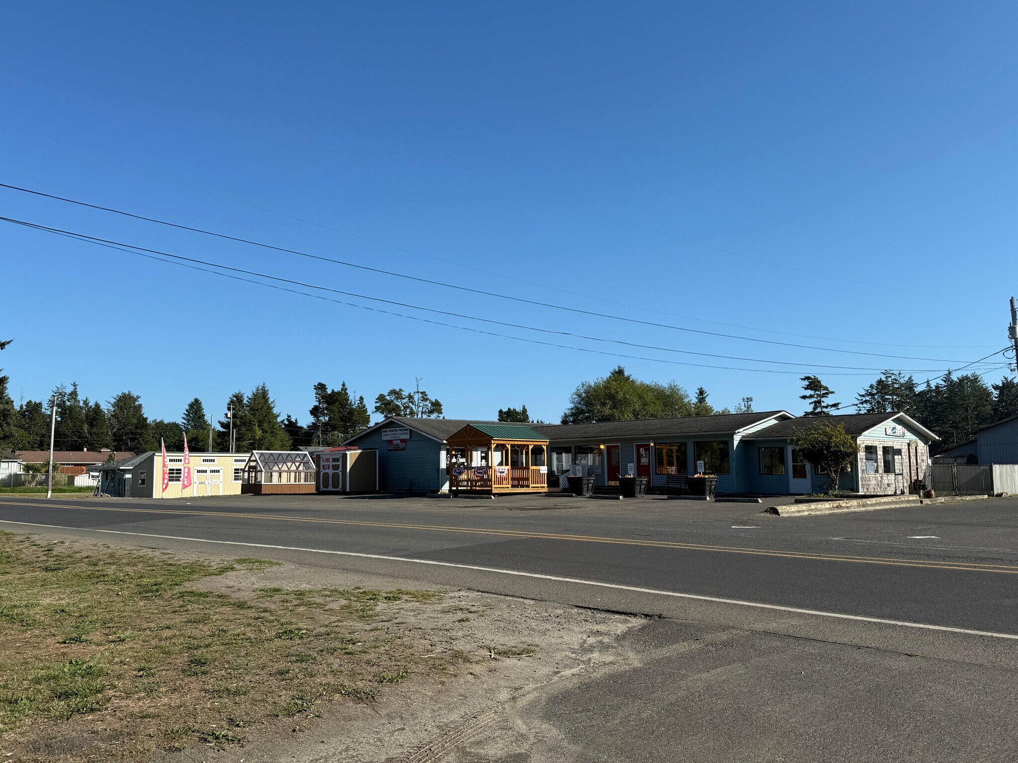 1910 Bay Ave, Ocean Park, WA for sale Primary Photo- Image 1 of 15