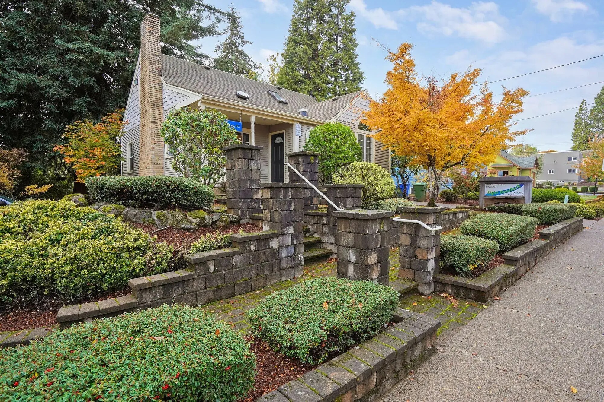 1230 Fairview Ave SE, Salem, OR à vendre Photo du bâtiment- Image 1 de 52