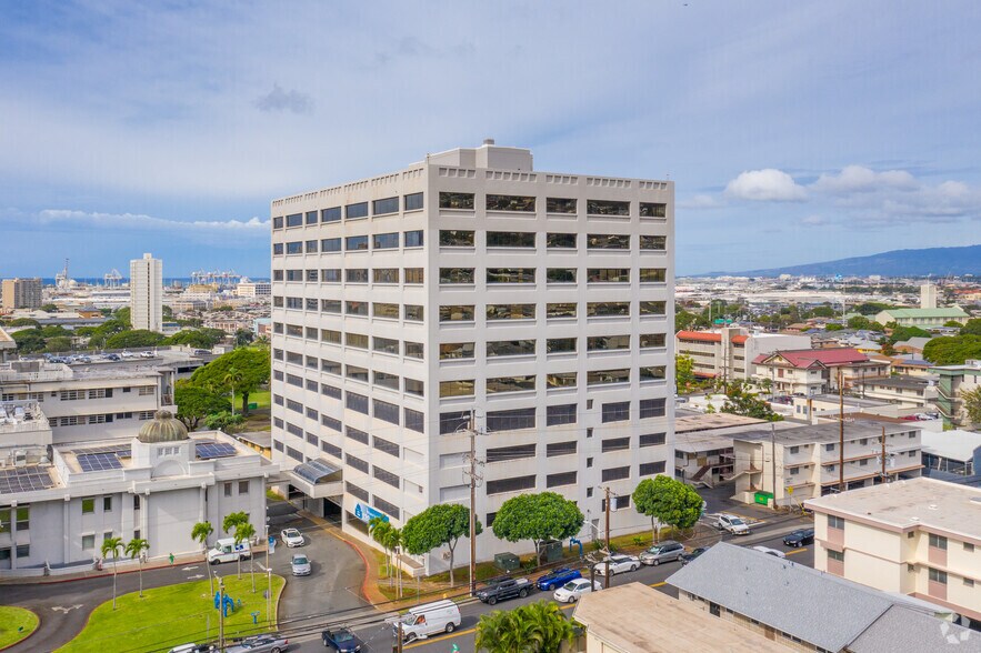 405 N Kuakini St, Honolulu, HI à vendre - Photo du bâtiment - Image 1 de 6