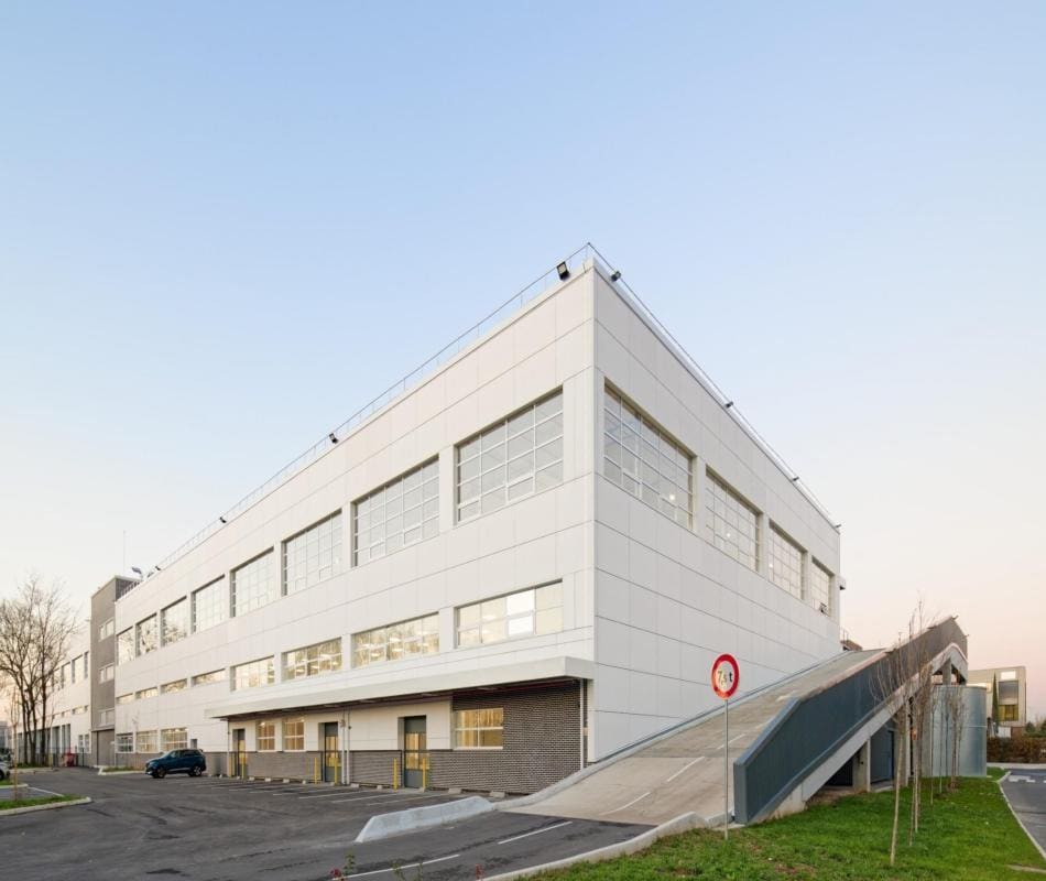 Industriel dans Gennevilliers à louer Photo du bâtiment- Image 1 de 11