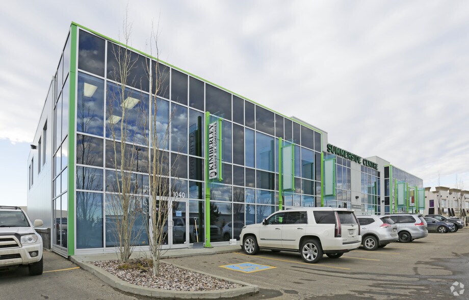 1020-1040 Parsons Rd SW, Edmonton, AB à louer - Photo du bâtiment - Image 2 de 4