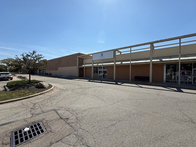 2507-2551 Schrock Rd, Westerville, OH à louer - Photo du bâtiment - Image 2 de 5