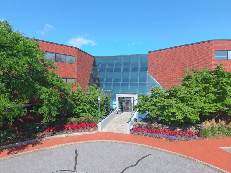 289 Great Rd, Acton, MA à louer - Photo du bâtiment - Image 2 de 14