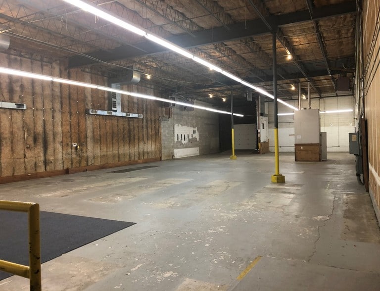 45 Everett Dr, Princeton Junction, NJ for lease - Interior Photo - Image 2 of 22