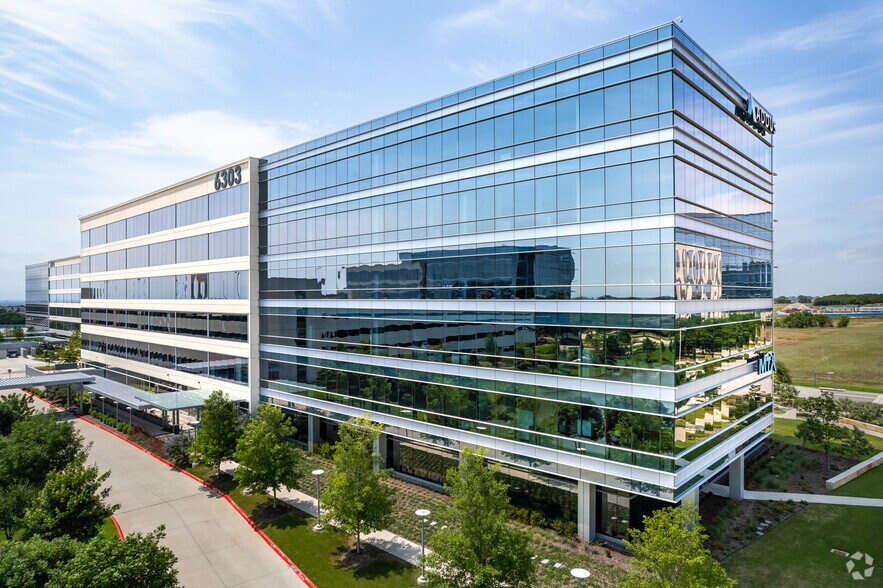 6303 Cowboys Way, Frisco, TX à louer - Photo du bâtiment - Image 1 de 19