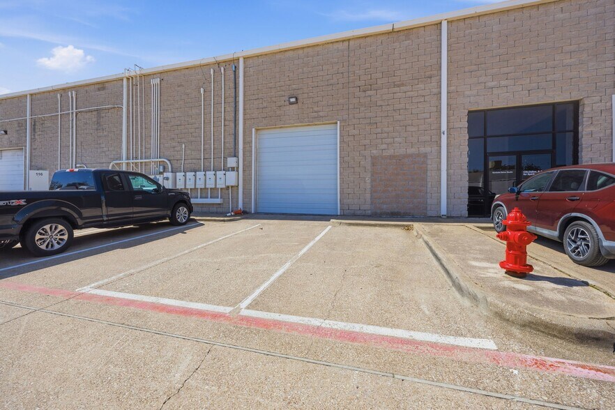 4801 Spring Valley Rd, Farmers Branch, TX à louer - Photo intérieure - Image 3 de 10